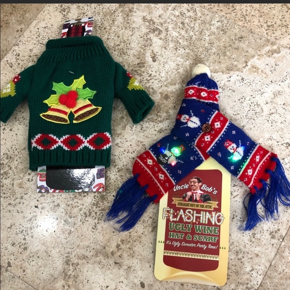 NWT! Uncle Bob’s “Ugly Sweater” Flashing Lighted Wine Cover - Set of 2 - Picture 1 of 6